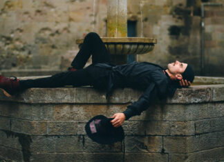 Rodrigo Cuevas “Al pie del llar”