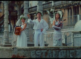 Rodrigo Cuevas, junto a Caamaño & Ameixeiras, gana el premio a la Mejor Canción en gallego/asturiano/bable en la Academia de la Música de España