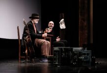 Éxito en su estreno de Inteligencia Artificial (AY) en el Teatro Filarmónica de Oviedo, de Jerónimo Granda y Maxi Rodríguez.