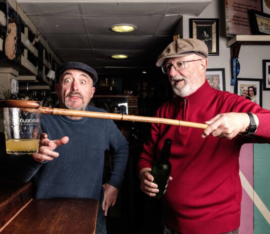 Jerónimo Granda actúa este jueves en el Palacio Valdés junto a Maxi Rodríguez con el espectáculo Inteligencia Artificial (Ay)